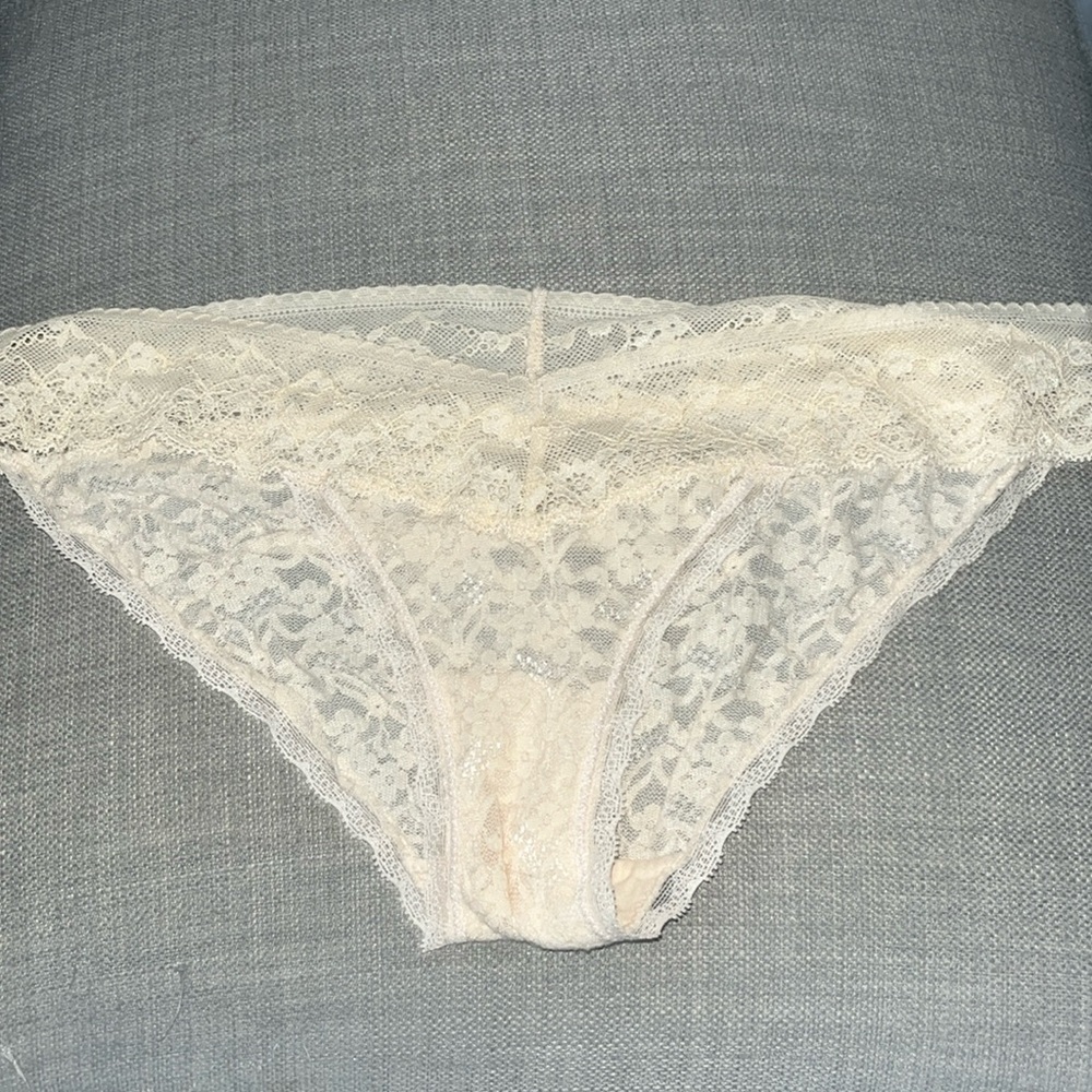 Aerie Cream Lace Bikini